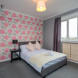 stunning-3-bedroom-apartment-edinburgh.edinburghhotelsuk.org/